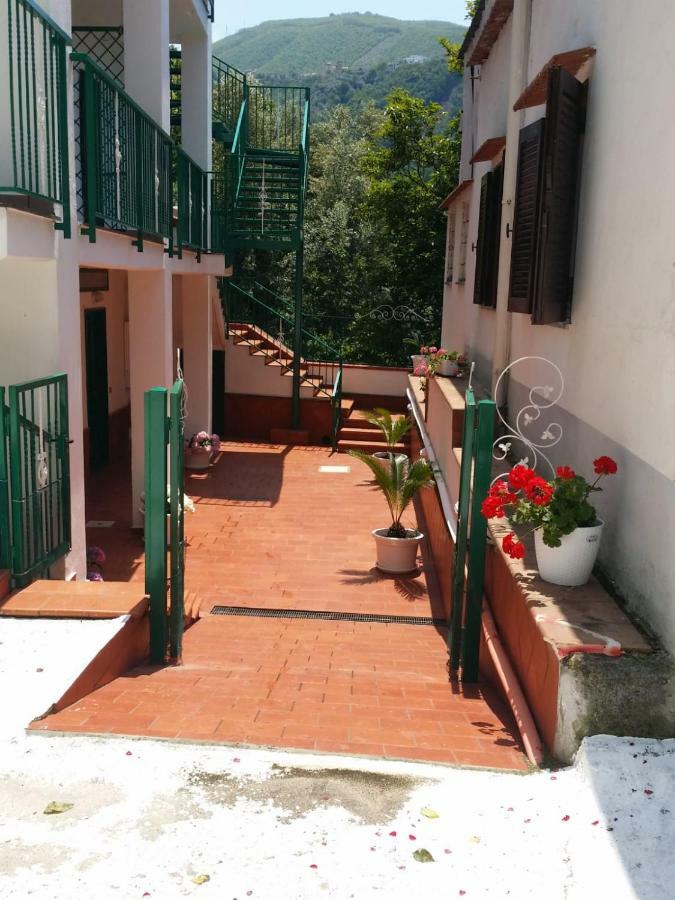 B&B Casa Vacanza Cioffi ヴィーコ・エクエンセ エクステリア 写真